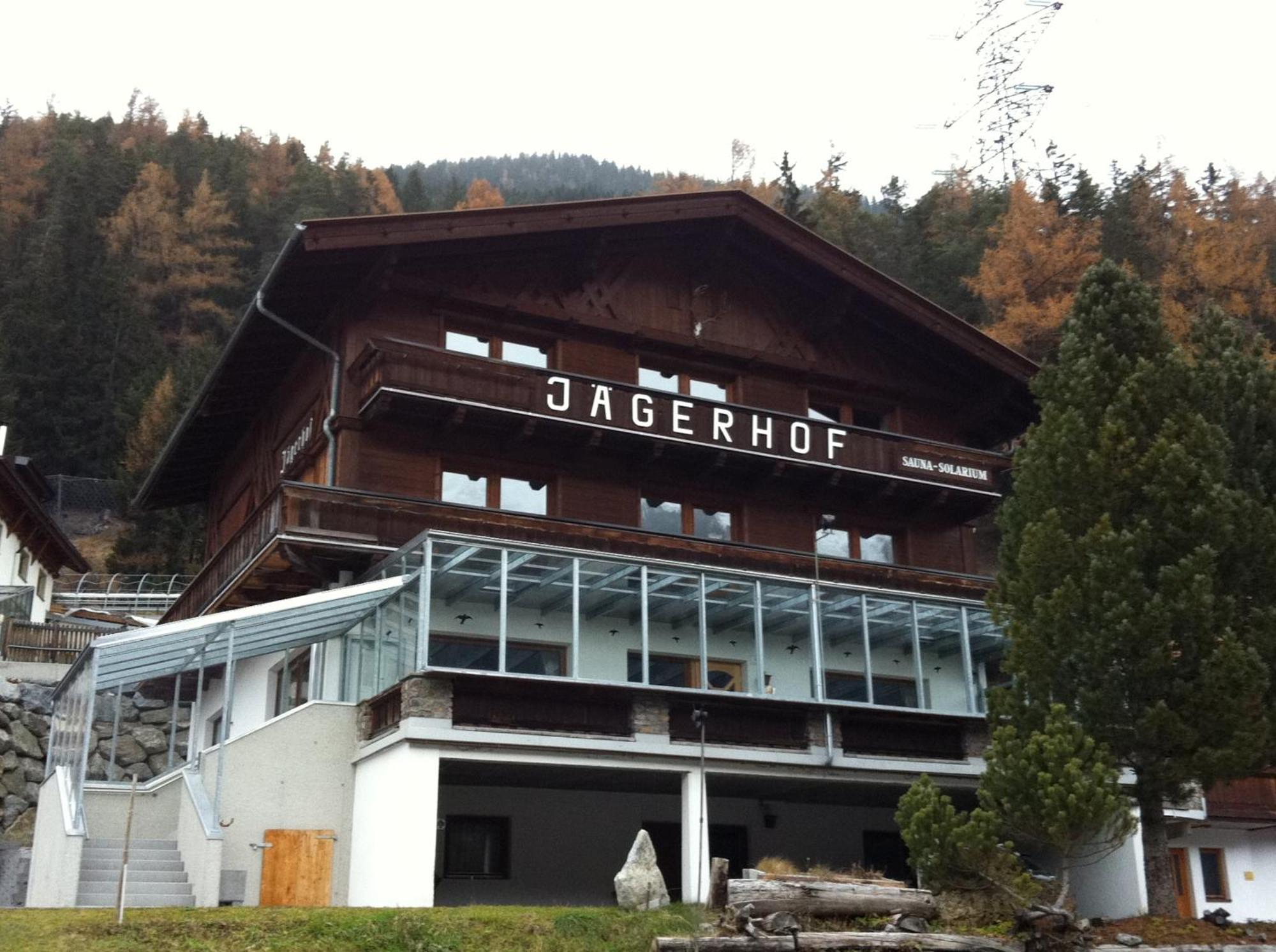 Pension Jaegerhof Sankt Anton am Arlberg Bagian luar foto